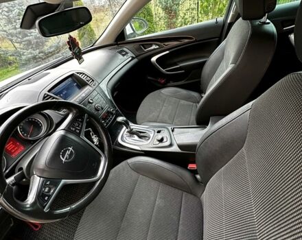 Білий Опель Інсігнія, об'ємом двигуна 2 л та пробігом 167 тис. км за 8500 $, фото 12 на Automoto.ua