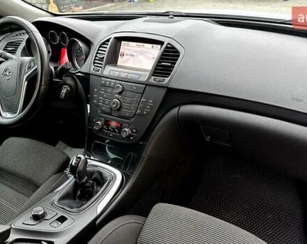 Белый Опель Инсигния, объемом двигателя 1.6 л и пробегом 200 тыс. км за 7770 $, фото 25 на Automoto.ua