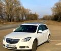Белый Опель Инсигния, объемом двигателя 2 л и пробегом 222 тыс. км за 8100 $, фото 6 на Automoto.ua