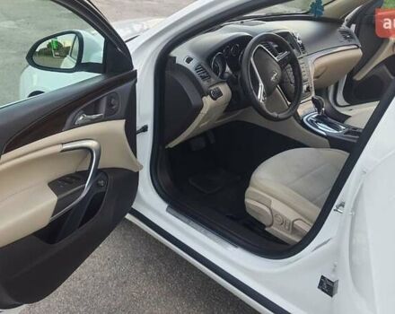 Белый Опель Инсигния, объемом двигателя 2 л и пробегом 223 тыс. км за 8700 $, фото 5 на Automoto.ua