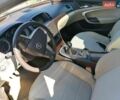 Белый Опель Инсигния, объемом двигателя 2 л и пробегом 289 тыс. км за 7700 $, фото 4 на Automoto.ua