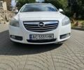 Белый Опель Инсигния, объемом двигателя 1.96 л и пробегом 176 тыс. км за 8200 $, фото 7 на Automoto.ua