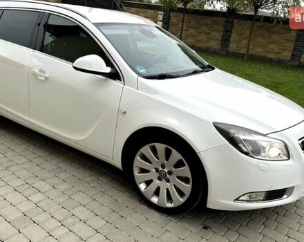 Белый Опель Инсигния, объемом двигателя 1.6 л и пробегом 200 тыс. км за 7770 $, фото 1 на Automoto.ua