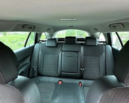 Білий Опель Інсігнія, об'ємом двигуна 2 л та пробігом 167 тис. км за 8500 $, фото 8 на Automoto.ua