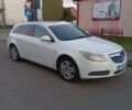 Белый Опель Инсигния, объемом двигателя 1.96 л и пробегом 240 тыс. км за 6000 $, фото 4 на Automoto.ua