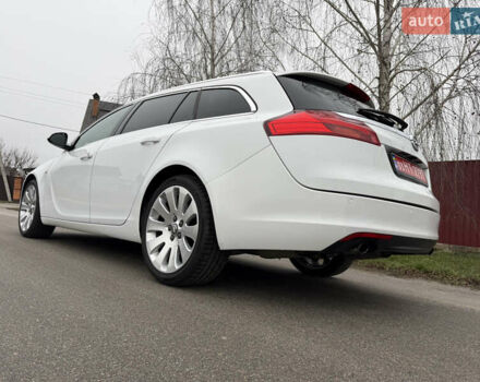 Белый Опель Инсигния, объемом двигателя 1.6 л и пробегом 210 тыс. км за 8000 $, фото 10 на Automoto.ua