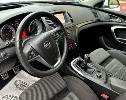 Белый Опель Инсигния, объемом двигателя 1.6 л и пробегом 200 тыс. км за 7770 $, фото 14 на Automoto.ua