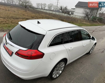 Белый Опель Инсигния, объемом двигателя 1.6 л и пробегом 210 тыс. км за 8000 $, фото 15 на Automoto.ua