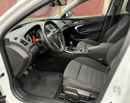 Білий Опель Інсігнія, об'ємом двигуна 1.6 л та пробігом 210 тис. км за 8000 $, фото 9 на Automoto.ua