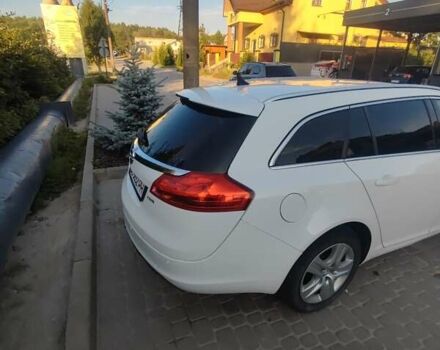 Белый Опель Инсигния, объемом двигателя 2 л и пробегом 212 тыс. км за 6399 $, фото 8 на Automoto.ua