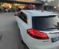 Белый Опель Инсигния, объемом двигателя 2 л и пробегом 212 тыс. км за 6399 $, фото 11 на Automoto.ua