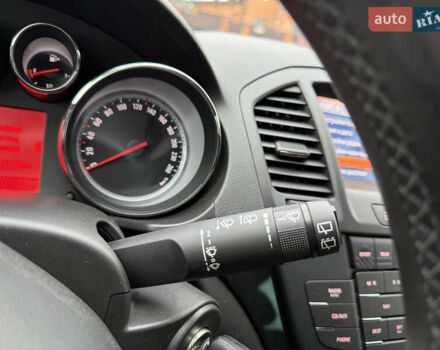 Белый Опель Инсигния, объемом двигателя 1.6 л и пробегом 210 тыс. км за 8000 $, фото 37 на Automoto.ua