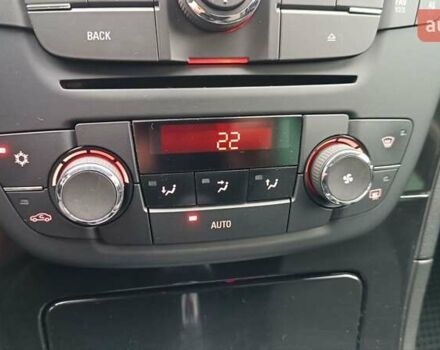 Белый Опель Инсигния, объемом двигателя 1.6 л и пробегом 200 тыс. км за 7770 $, фото 10 на Automoto.ua