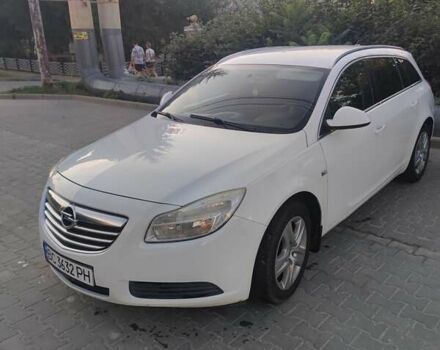 Белый Опель Инсигния, объемом двигателя 2 л и пробегом 212 тыс. км за 6399 $, фото 13 на Automoto.ua