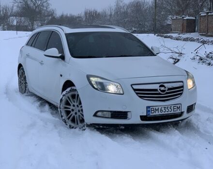 Білий Опель Інсігнія, об'ємом двигуна 2 л та пробігом 300 тис. км за 7500 $, фото 1 на Automoto.ua