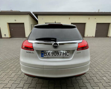 Белый Опель Инсигния, объемом двигателя 1.96 л и пробегом 260 тыс. км за 7700 $, фото 6 на Automoto.ua