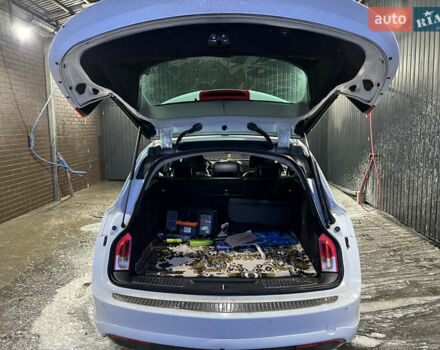 Белый Опель Инсигния, объемом двигателя 2 л и пробегом 263 тыс. км за 7599 $, фото 7 на Automoto.ua