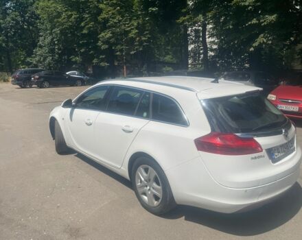 Білий Опель Інсігнія, об'ємом двигуна 2 л та пробігом 308 тис. км за 5519 $, фото 2 на Automoto.ua