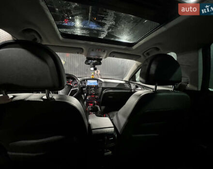 Білий Опель Інсігнія, об'ємом двигуна 2 л та пробігом 263 тис. км за 7700 $, фото 13 на Automoto.ua