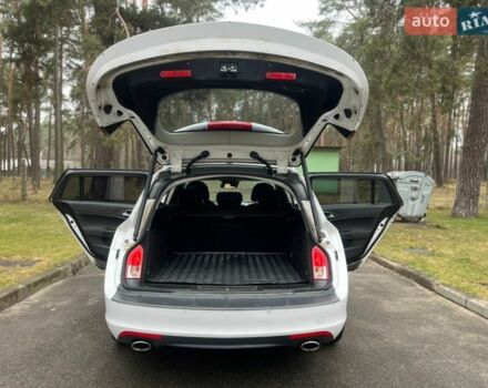 Білий Опель Інсігнія, об'ємом двигуна 2.8 л та пробігом 265 тис. км за 6500 $, фото 16 на Automoto.ua