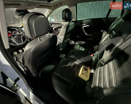 Белый Опель Инсигния, объемом двигателя 2 л и пробегом 263 тыс. км за 7599 $, фото 12 на Automoto.ua