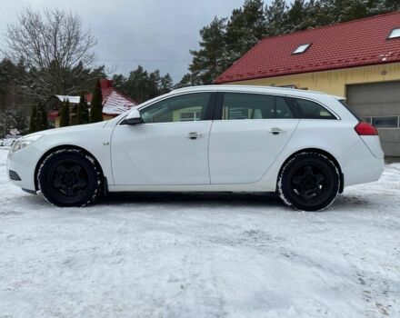 Белый Опель Инсигния, объемом двигателя 2 л и пробегом 310 тыс. км за 6800 $, фото 5 на Automoto.ua