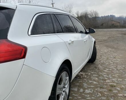 Белый Опель Инсигния, объемом двигателя 2 л и пробегом 222 тыс. км за 8200 $, фото 6 на Automoto.ua