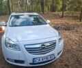 Белый Опель Инсигния, объемом двигателя 1.96 л и пробегом 296 тыс. км за 8500 $, фото 1 на Automoto.ua