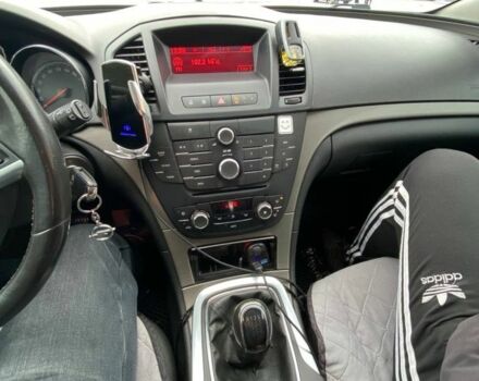 Белый Опель Инсигния, объемом двигателя 2 л и пробегом 310 тыс. км за 6800 $, фото 7 на Automoto.ua