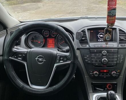 Белый Опель Инсигния, объемом двигателя 2 л и пробегом 222 тыс. км за 8200 $, фото 7 на Automoto.ua