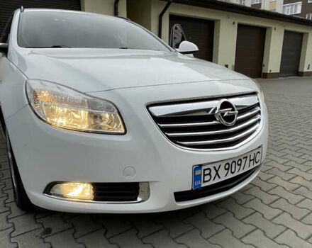 Белый Опель Инсигния, объемом двигателя 1.96 л и пробегом 260 тыс. км за 7700 $, фото 13 на Automoto.ua