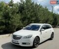 Белый Опель Инсигния, объемом двигателя 2 л и пробегом 196 тыс. км за 7499 $, фото 3 на Automoto.ua