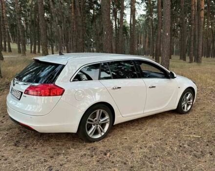 Білий Опель Інсігнія, об'ємом двигуна 2 л та пробігом 281 тис. км за 7000 $, фото 2 на Automoto.ua