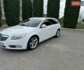 Белый Опель Инсигния, объемом двигателя 2 л и пробегом 271 тыс. км за 6500 $, фото 1 на Automoto.ua
