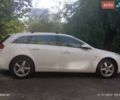 Белый Опель Инсигния, объемом двигателя 1.96 л и пробегом 390 тыс. км за 7400 $, фото 6 на Automoto.ua