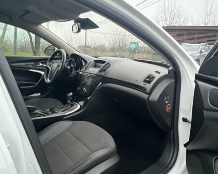 Белый Опель Инсигния, объемом двигателя 1.96 л и пробегом 323 тыс. км за 7300 $, фото 11 на Automoto.ua