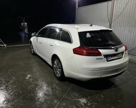 Белый Опель Инсигния, объемом двигателя 2 л и пробегом 325 тыс. км за 6599 $, фото 5 на Automoto.ua