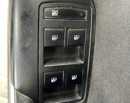 Білий Опель Інсігнія, об'ємом двигуна 2 л та пробігом 290 тис. км за 7900 $, фото 20 на Automoto.ua