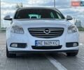 Білий Опель Інсігнія, об'ємом двигуна 2 л та пробігом 290 тис. км за 7900 $, фото 5 на Automoto.ua
