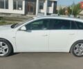 Білий Опель Інсігнія, об'ємом двигуна 2 л та пробігом 302 тис. км за 8000 $, фото 1 на Automoto.ua