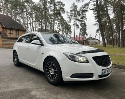 Белый Опель Инсигния, объемом двигателя 2.8 л и пробегом 265 тыс. км за 6500 $, фото 3 на Automoto.ua