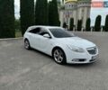Білий Опель Інсігнія, об'ємом двигуна 2 л та пробігом 271 тис. км за 7000 $, фото 1 на Automoto.ua