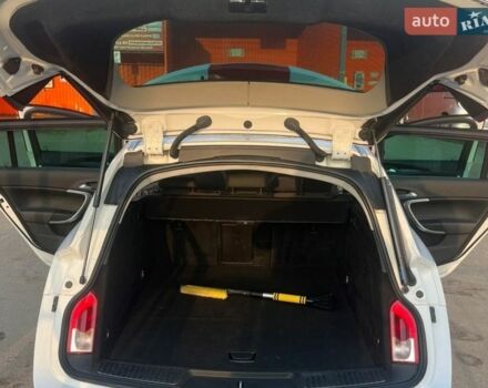 Белый Опель Инсигния, объемом двигателя 1.96 л и пробегом 290 тыс. км за 7999 $, фото 13 на Automoto.ua