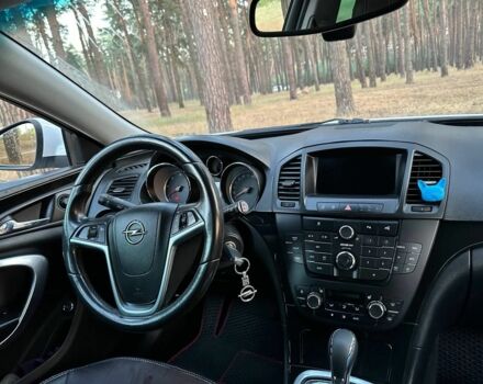 Білий Опель Інсігнія, об'ємом двигуна 2 л та пробігом 281 тис. км за 7000 $, фото 9 на Automoto.ua