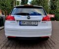 Опель Инсигния 2012 в Кривом Роге на Automoto.ua Белый Опель Инсигния, объемом двигателя 1.96 л и пробегом 317 тыс. км за 8100 $, фото 3 на Automoto.ua