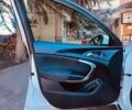 Білий Опель Інсігнія, об'ємом двигуна 1.96 л та пробігом 280 тис. км за 7500 $, фото 11 на Automoto.ua