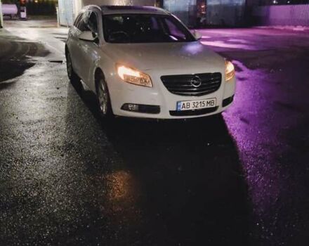 Білий Опель Інсігнія, об'ємом двигуна 1.96 л та пробігом 318 тис. км за 7000 $, фото 1 на Automoto.ua