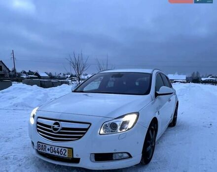 Белый Опель Инсигния, объемом двигателя 1.96 л и пробегом 326 тыс. км за 7600 $, фото 2 на Automoto.ua