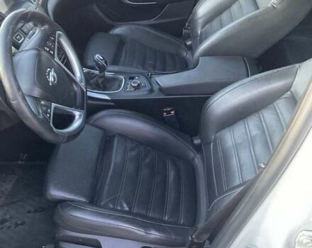 Белый Опель Инсигния, объемом двигателя 2 л и пробегом 330 тыс. км за 7100 $, фото 7 на Automoto.ua