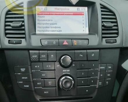 Білий Опель Інсігнія, об'ємом двигуна 1.96 л та пробігом 270 тис. км за 7700 $, фото 4 на Automoto.ua